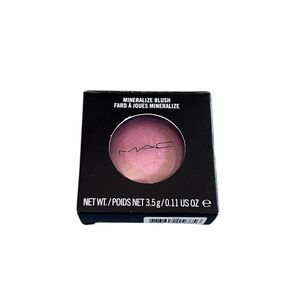 MAC Cosmetics Mineralize Baked Powder Blush in Gentle Made in Italy NWT